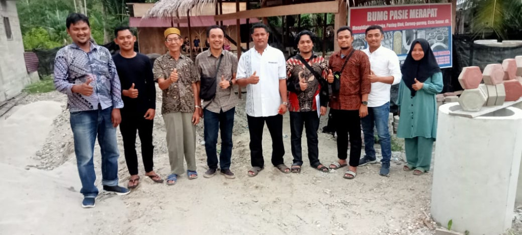 Kunjungan lansung dari pengurus baitul Mal provinsi ke Unit Usah Batako.